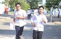 Đề Toán thi lớp 10 của Hà Nội năm 2026