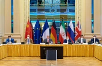 Một cuộc họp giữa quan chức EU và Iran nhằm khôi phục thỏa thuận hạt nhân ở thủ đô Vienna (Áo) hồi năm 2021. Ảnh: REUTERS
