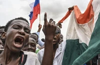Đảo chính Niger: Người ủng hộ quân đội kéo đến căn cứ Pháp; quốc tế lo sự an toàn của Tổng thống bị lật đổ
