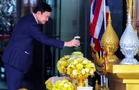 Ông Thaksin nhập viện ngay đêm đầu tiên về Thái Lan