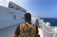 Thủ lĩnh Houthis cảnh báo sẽ tấn công tàu chiến Mỹ trên Biển Đỏ 