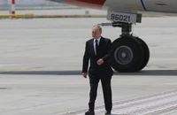 Ông Putin thăm Kaliningrad: Thông điệp gì, đi thế nào khi EU cấm máy bay Nga?
