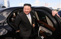KCNA: Ông Putin tặng ô tô cho ông Kim Jong-un