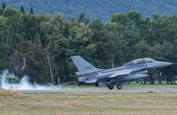 Trung Quốc phản ứng mạnh việc Mỹ duyệt bán phụ tùng F-16 cho Đài Loan
