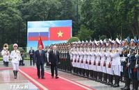 VIDEO: Chủ tịch nước Tô Lâm và Tổng thống Nga Vladimir Putin làm lễ chào cờ và duyệt đội danh dự