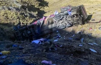 Peru: Xe buýt lao xuống vực cao 200 m, 23 người chết