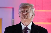 Ông Trump ‘ăn mừng chiến thắng’ trước lễ nhậm chức
