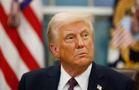 Chuyên gia phân tích loạt sắc lệnh của ông Trump về nhập cư, xe điện, năng lượng,...