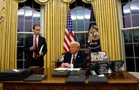 Những sắc lệnh đáng chú ý Tổng thống Trump ký trong tuần qua