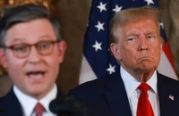 Đảng Dân chủ đang ấp ủ ‘lá bài mặc cả’ nào để đối phó ông Trump?