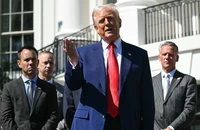 Ông Trump hoãn thuế đối ứng, sẽ trực tiếp đàm phán