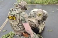 VIDEO: Đặc vụ Nga bắt nghi phạm thân Ukraine, phá âm mưu ám sát tổng giám đốc doanh nghiệp quốc phòng