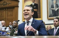Phiên điều trần kịch tính của Bộ trưởng Quốc phòng Mỹ Hegseth và Tướng Caine trước quốc hội về cuộc chiến Iran