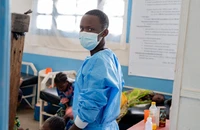 Số ca tử vong do Ebola tăng nhanh lên 136, WHO quan ngại tốc độ lây lan, chuẩn bị họp khẩn