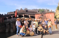Phố cổ Hội An nhộn nhịp không khí xuân đầu năm