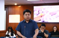 Không để trong trường có nguồn thu mà hiệu trưởng không biết