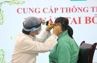 Phẫu thuật lấy dị vật trong tai bị ‘bỏ quên’ sau 7 năm