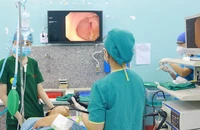 Bố mẹ bị viêm loét dạ dày, con có cần xét nghiệm HP?