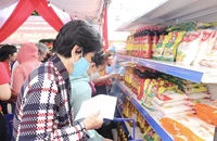Phiên chợ 0 đồng cho người dân khó khăn trong dịp lễ 2-9