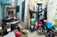 Giữ xe không phép hét giá trên trời: Cần một đường dây nóng phản ứng nhanh