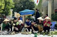Ấm lòng chợ quê 0 đồng cho người nghèo 