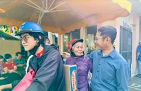 Xuân nghĩa tình: Mang Xuân đến từng ngõ, từng nhà