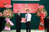 TAND TP.HCM trao quyết định bổ nhiệm Chánh án TAND quận 11 và quận 12