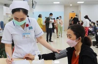 Ngừng cấp thẻ BHYT giấy từ 1-6: Người dân cần làm gì?