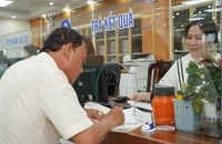 Cựu binh đang làm việc cho doanh nghiệp nhà nước thì có được hưởng 100% BHYT?