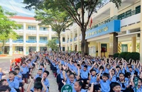 Mức đóng BHYT học sinh, sinh viên tại TP.HCM: Nơi hỗ trợ 50%, nơi 70%