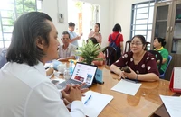 TP.HCM: Người dân phường Trung Mỹ Tây hưởng ứng Ngày Pháp luật Việt Nam