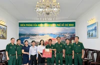 Giám đốc Sở Tư pháp TP.HCM thăm, chúc Tết các đơn vị nhân dịp Tết Bính Ngọ 2026
