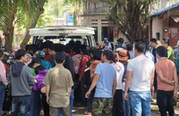 Lật đò chở 12 người đi chùa giữa sông Đồng Nai, 1 phụ nữ tử vong 