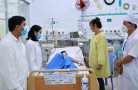 Vụ ngộ độc sau ăn bánh mì ở Đồng Nai: Số người nhập viện liên tục tăng