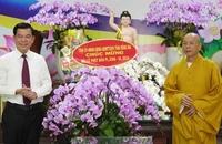 Bí thư Đồng Nai thăm Ban Trị sự Giáo hội Phật giáo Việt Nam tỉnh nhân lễ Phật đản