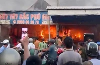 Quán thịt chó ở Đồng Nai bốc cháy dữ dội