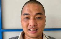 Bắt giữ Sơn 'khùng' đòi tiền bảo kê các quán karaoke, massage ở Đồng Nai