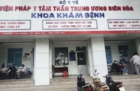  Vợ cựu cán bộ Thanh tra tỉnh 'chạy' bệnh án tâm thần cho chồng