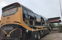 Truy bắt nhóm người bịt mặt tấn công xe khách trên đường Hồ Chí Minh