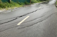 Xuất hiện vết nứt lớn trên đường Hồ Chí Minh, Đắk Nông họp khẩn