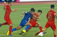 Thua đậm Thái Lan,Bima Sakti không đòi được 'nợ' cho HLV Riedl