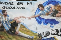 Argentina vào vòng 1/8 World Cup, Messi tri ân Maradona