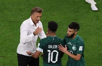Saudi Arabia 'trở lại mặt đất', HLV Herve Renard nói gì?