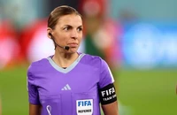 Trọng tài nữ đầu tiên bắt chính ở World Cup