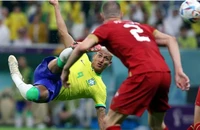 “Xe đạp chổng ngược” của Richarlison là đẹp nhất World Cup