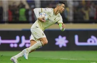Clip Ronaldo ghi bàn từ chấm 11m, ăn mừng như... vô địch