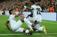 Cuộc ngược dòng ngoạn mục ở Anfield: Vì đó là... vua