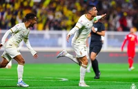 'Cỗ máy' Ronaldo sau poker lại là hat-trick