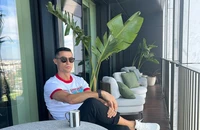 Gia đình Ronaldo ở khu 'vua chúa' 300 ngàn euro mỗi tháng ra sao?
