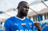 1,5 tỉ đô vẫn hụt Messi, Al Hilal mua Koulibaly